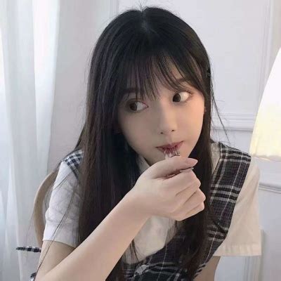 绯村剑心（原名：绯村心太；身份：飞天御剑流十四代传人、“刽子手拔刀斋”） - 游戏直播实时在线观看 - APP影视